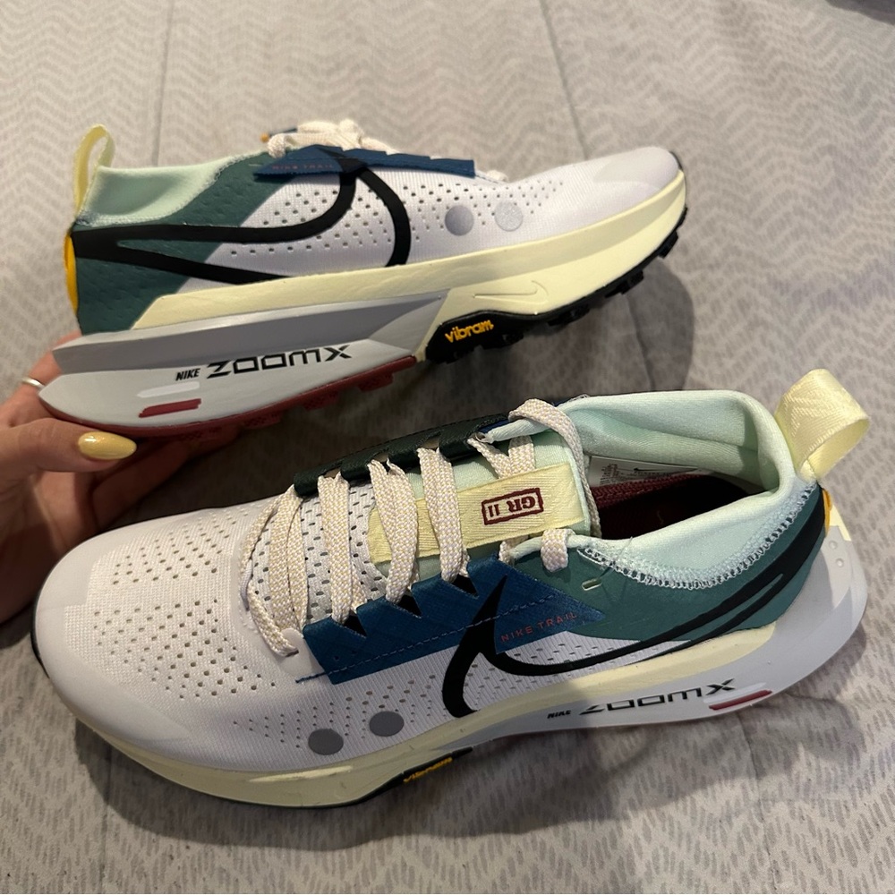 Nike ZoomX Zegama 2 Running Shoes - White and Blue